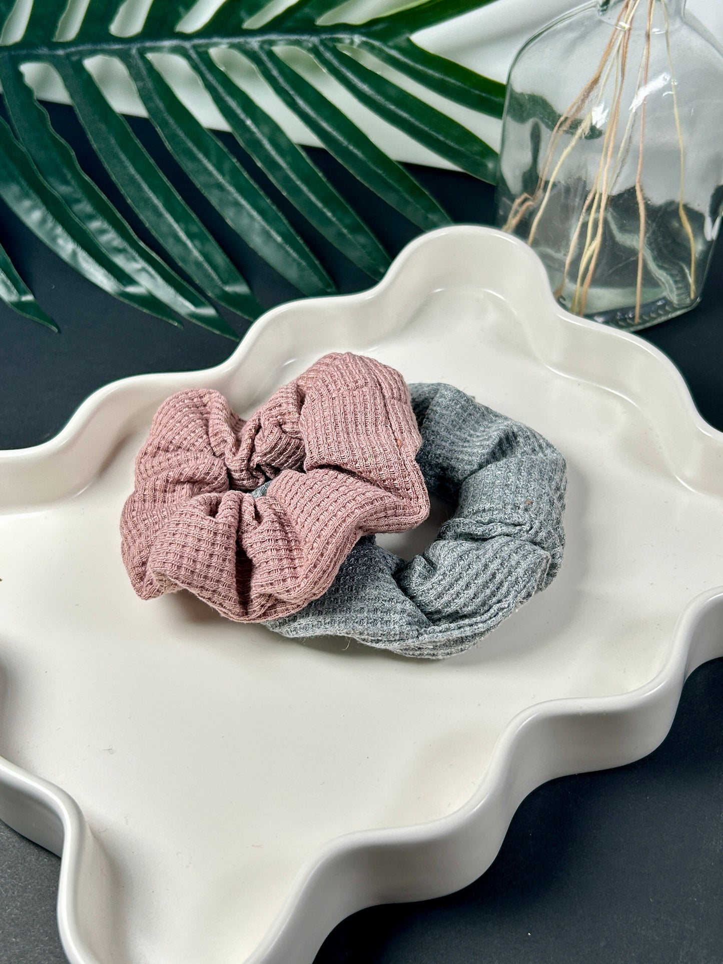 2-Pcs Waffle Knit Assorted Scrunchie Set