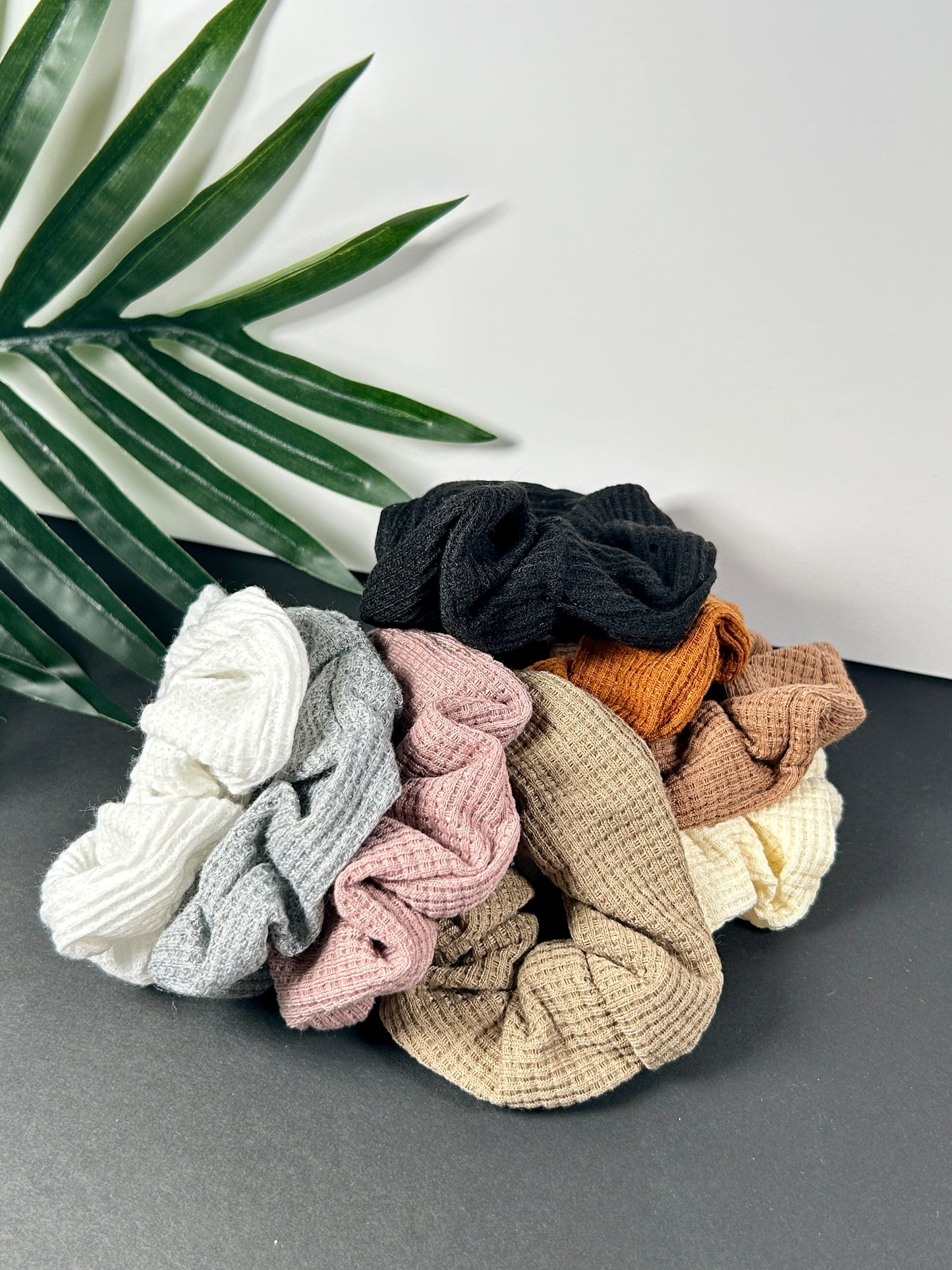 2-Pcs Waffle Knit Assorted Scrunchie Set